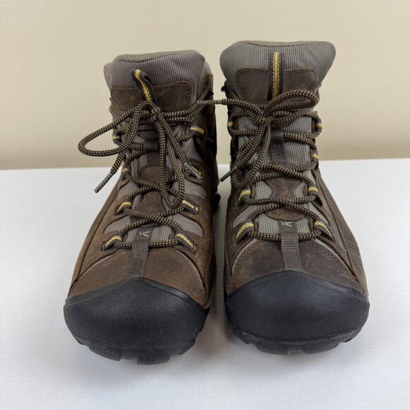 LIKE NEW Men's Targhee II Mid Waterproof Hiking Boots - Picture 2 of 10